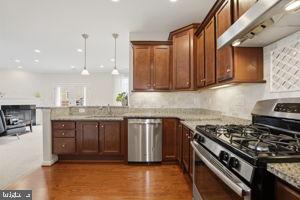 42577 Sunset Ridge Square Ashburn, VA 20148 - Photo 11 of 39