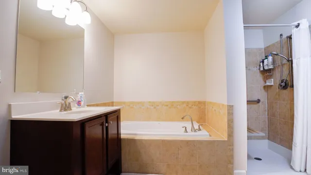 $575,000 | 42577 Sunset Ridge Square, Ashburn, VA 20148