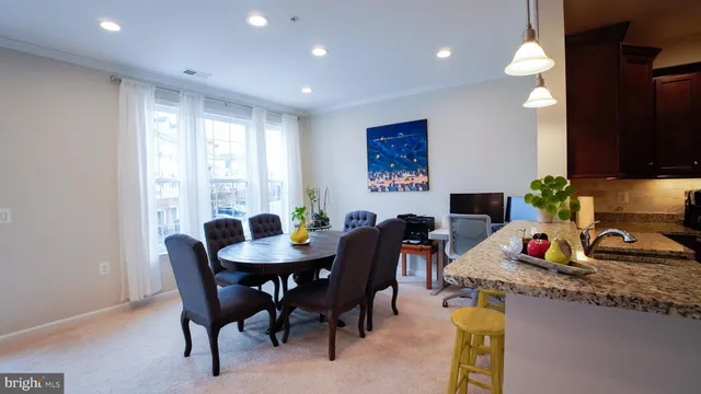 $575,000 | 42577 Sunset Ridge Square, Ashburn, VA 20148