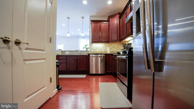 $575,000 | 42577 Sunset Ridge Square, Ashburn, VA 20148