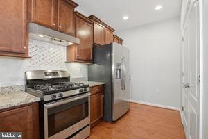 42577 Sunset Ridge Square Ashburn, VA 20148 - Photo 10 of 39