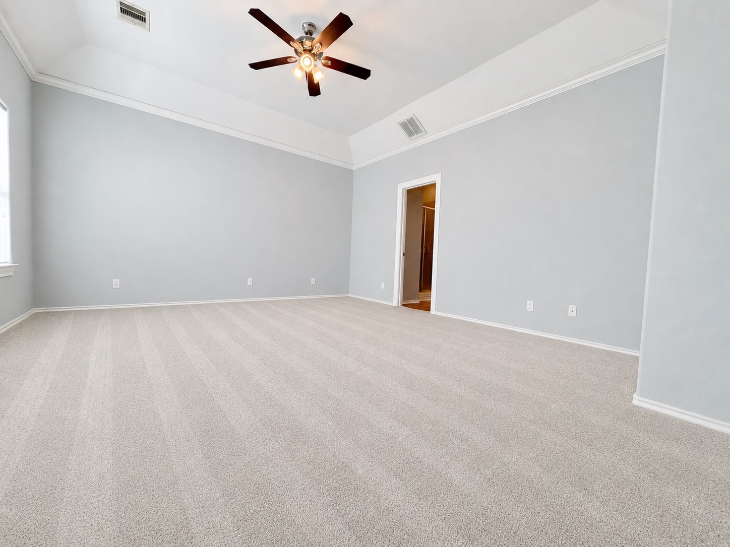 1608 Holman Street Houston, TX 77004 - Photo 25 of 43 Primary Suite