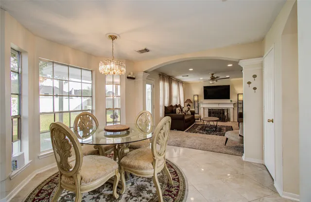 $2,500 | 3219 Leila Oaks Drive, Houston, TX 77082