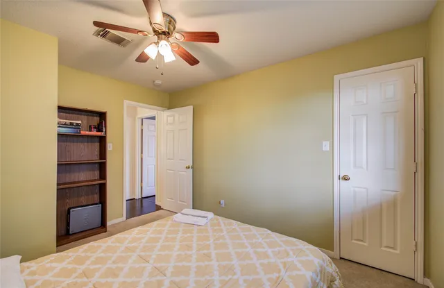 $2,500 | 3219 Leila Oaks Drive, Houston, TX 77082