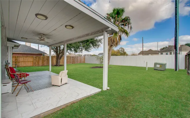 $2,500 | 3219 Leila Oaks Drive, Houston, TX 77082