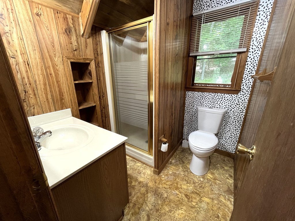76 Captains Gate Road Willis, VA 24380 - Photo 36 of 50 Gallery Image 36