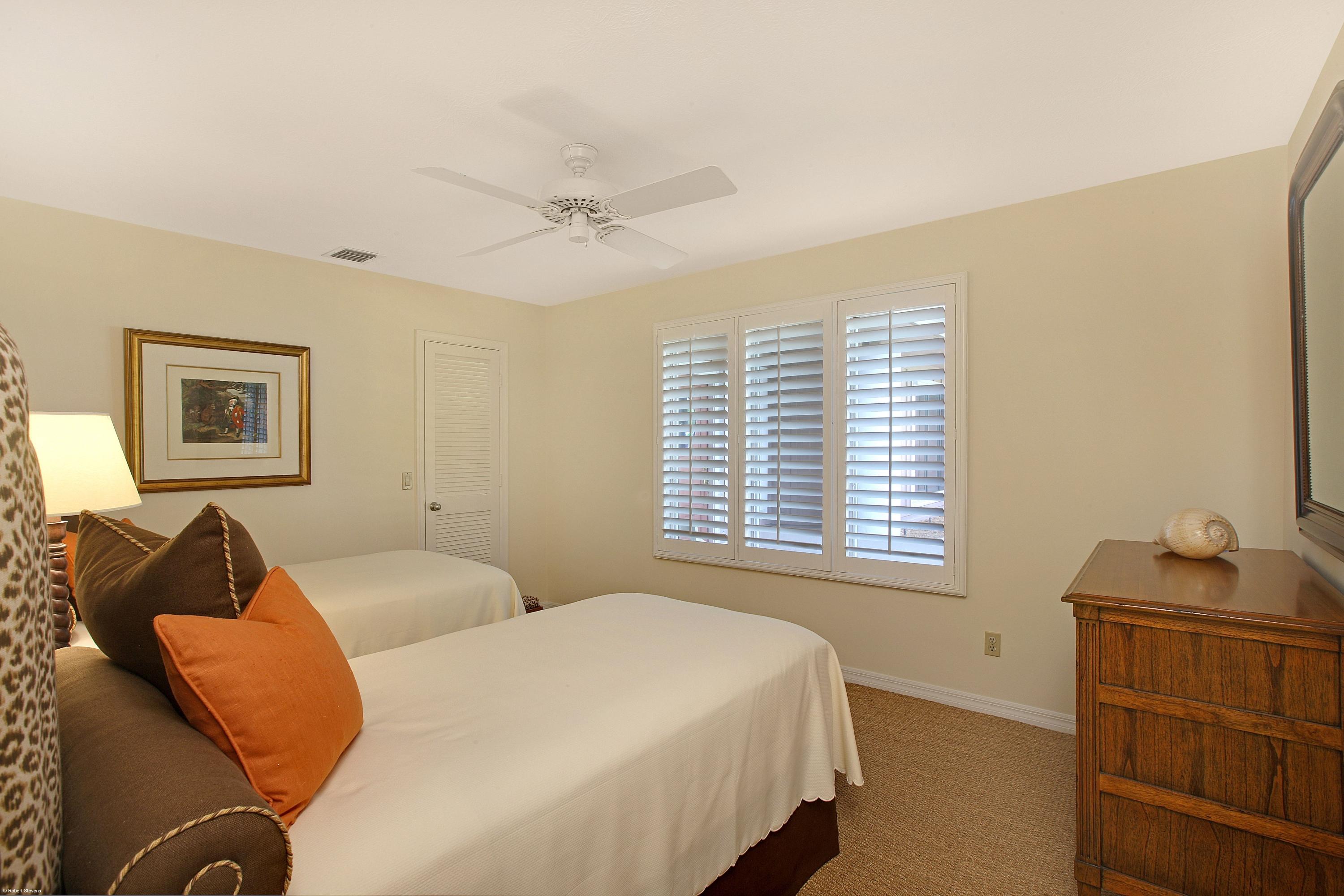 18767 Southeast River Ridge Road Tequesta, FL 33469 - Photo 13 of 27 Guest Bedroom 1