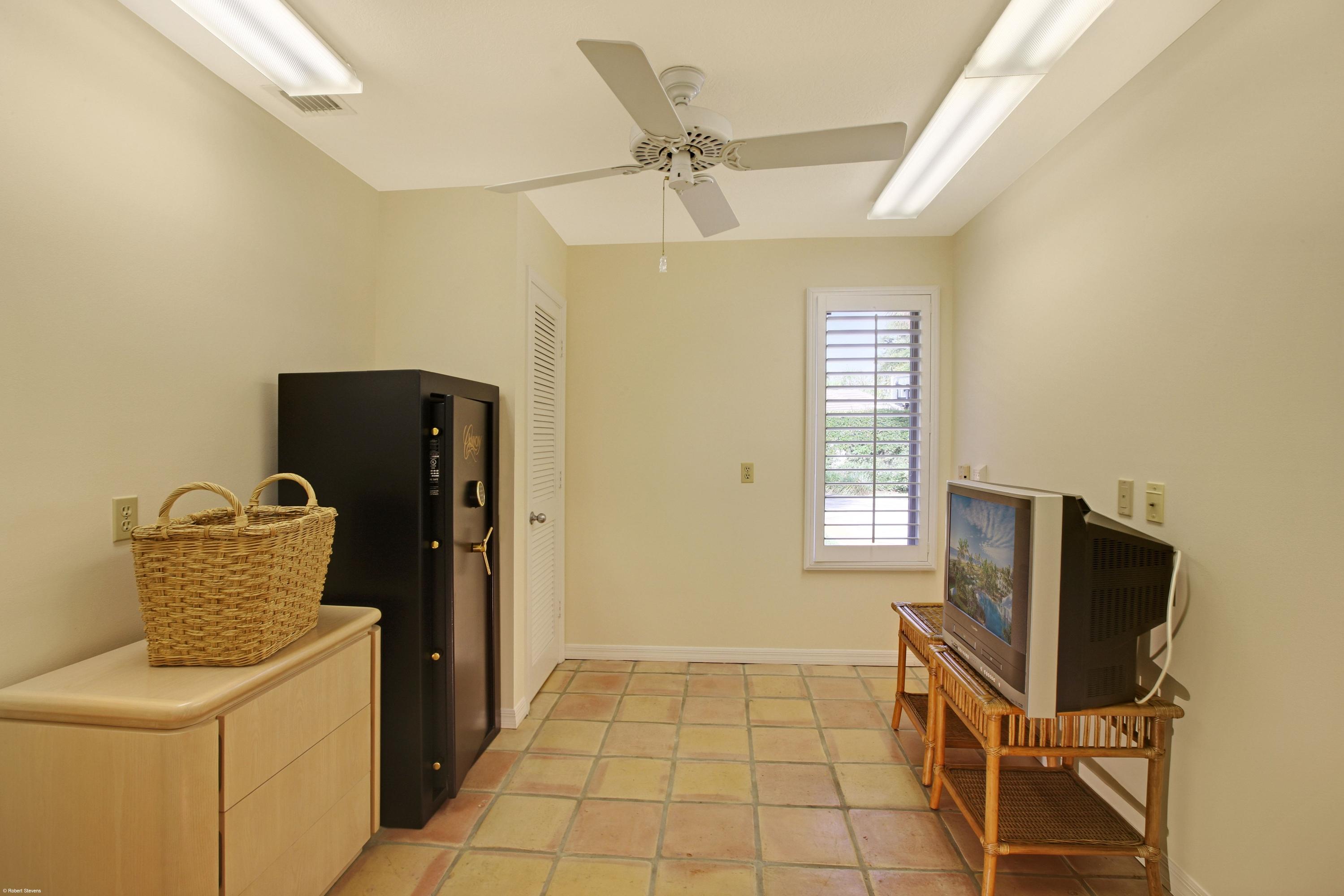 18767 Southeast River Ridge Road Tequesta, FL 33469 - Photo 16 of 27 Bonus Room with closet