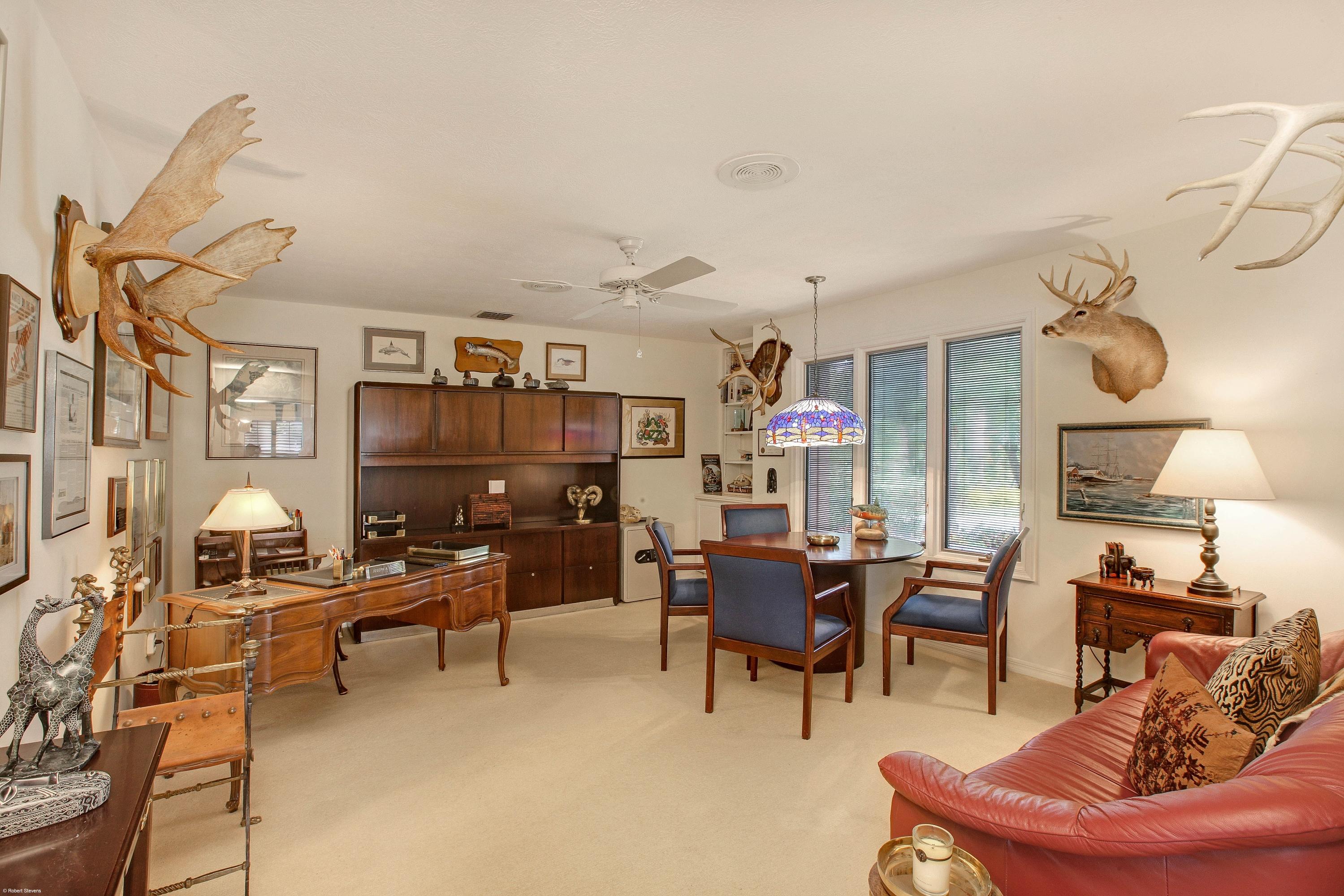 18767 Southeast River Ridge Road Tequesta, FL 33469 - Photo 9 of 27 Study