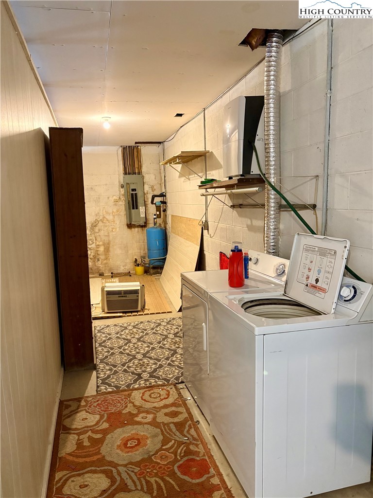 5416 Bamboo Road Boone, NC 28607 - Photo 24 of 35 a utility room with dryer and washer
