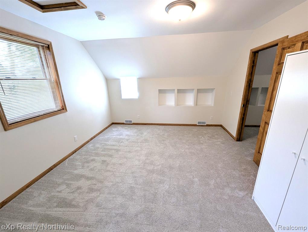 5995 Seymour Road Jackson, MI 49201 - Photo 23 of 54
