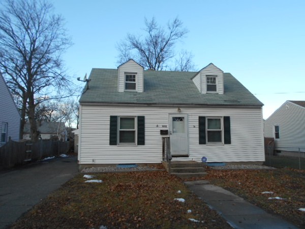 102 Victoria Street Springfield, MA 01104 - Photo 1 of 19 Gallery Image 1