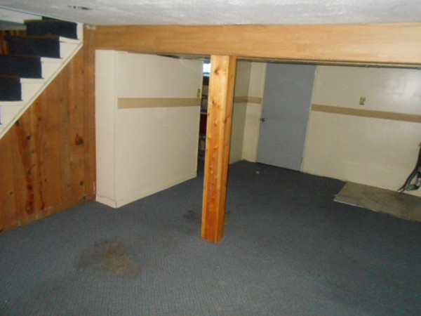 102 Victoria Street Springfield, MA 01104 - Photo 16 of 19 Gallery Image 16