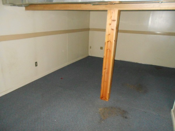 102 Victoria Street Springfield, MA 01104 - Photo 17 of 19 Gallery Image 17