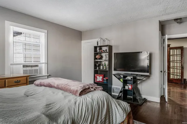 $227,900 | 1017 Northwood Boulevard, Fort Wayne, IN 46805