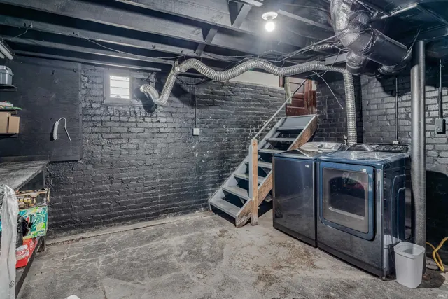 $227,900 | 1017 Northwood Boulevard, Fort Wayne, IN 46805