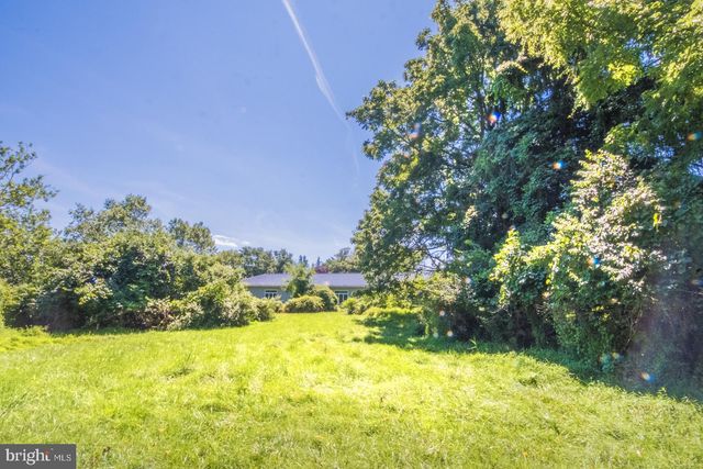 $2,400,000 | 2275 Swedesford Road, Malvern, PA 19355