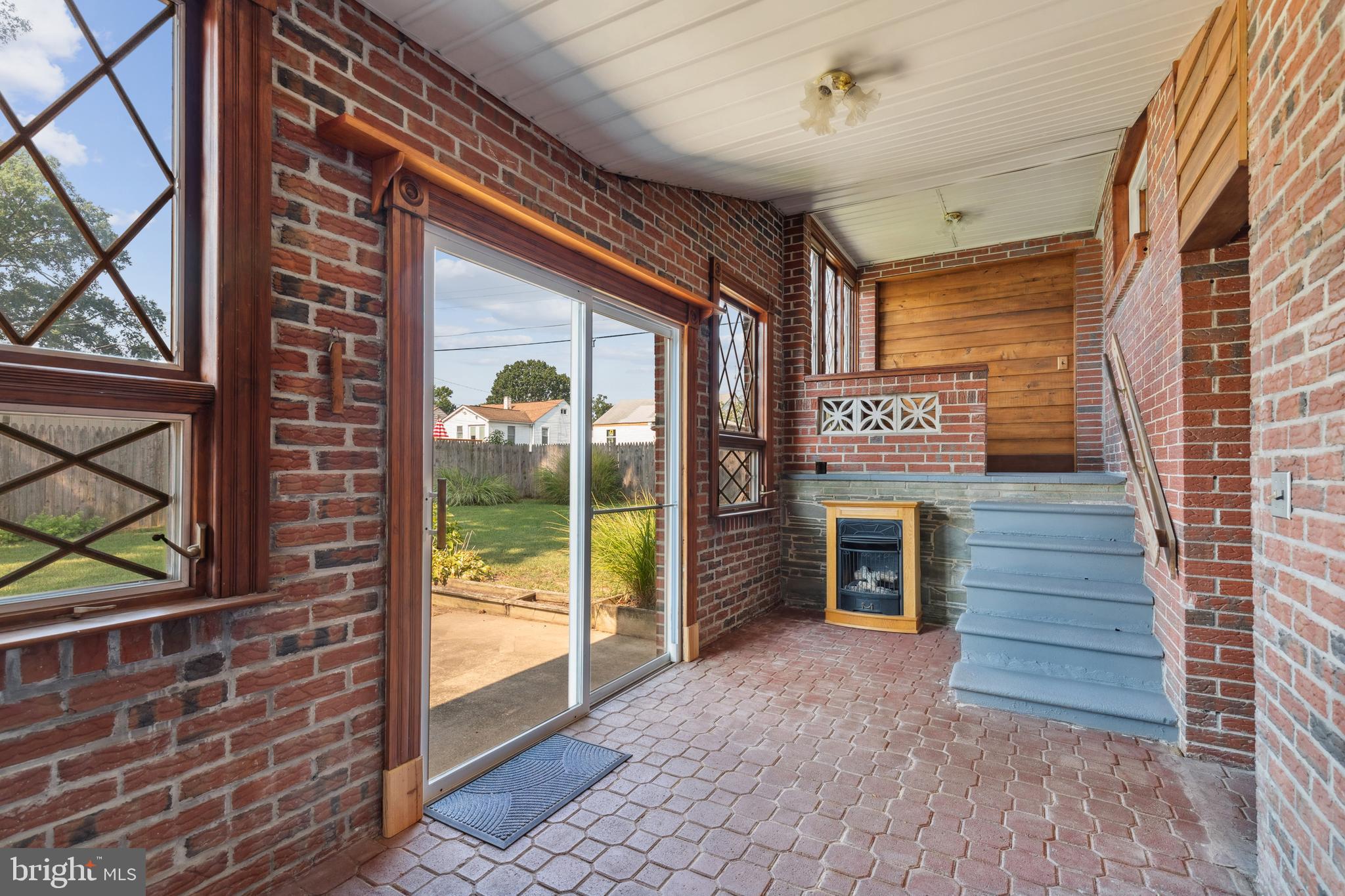 22 Walkern Road Essex, MD 21221 - Photo 11 of 58 Gallery Image 11