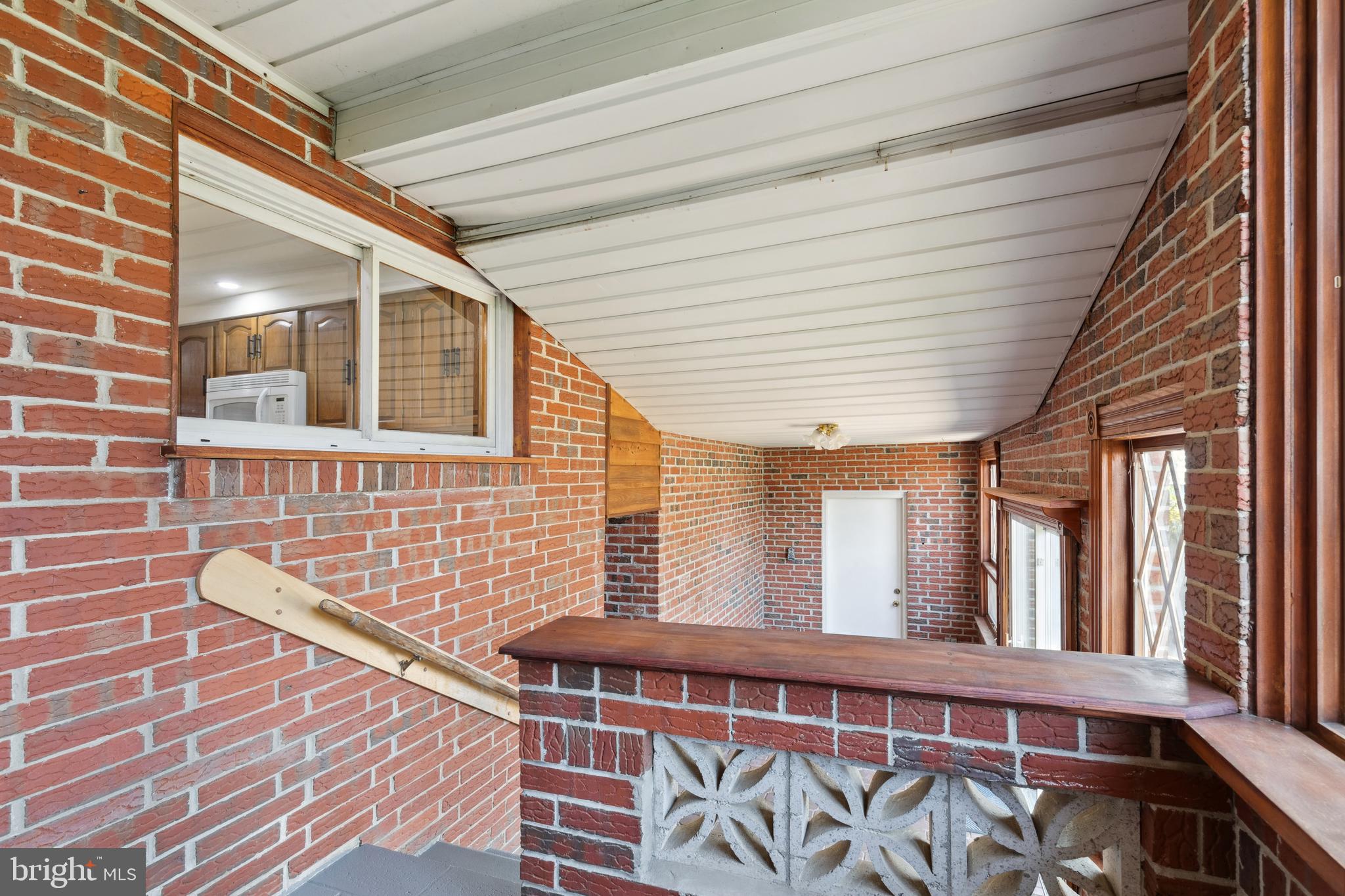 22 Walkern Road Essex, MD 21221 - Photo 12 of 58 Gallery Image 12