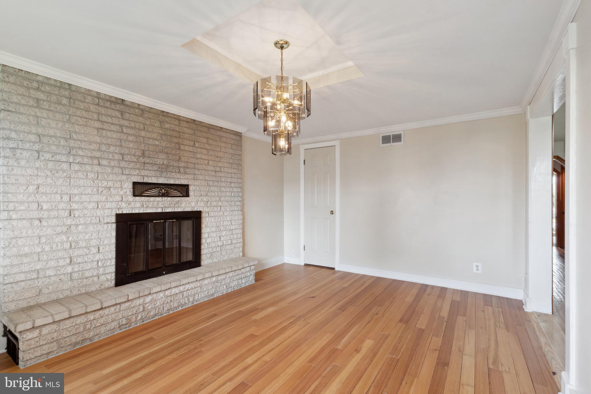 22 Walkern Road Essex, MD 21221 - Photo 14 of 58 Gallery Image 14