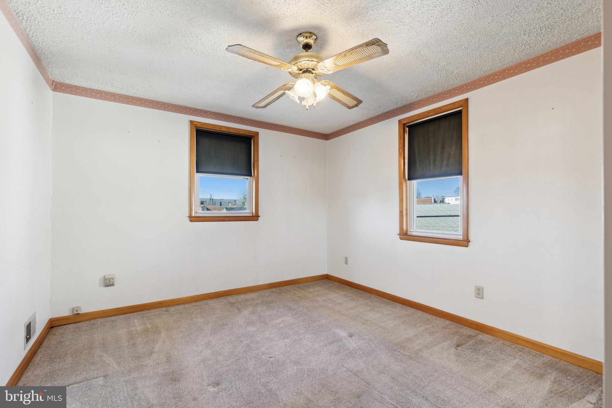 22 Walkern Road Essex, MD 21221 - Photo 33 of 58 Gallery Image 33