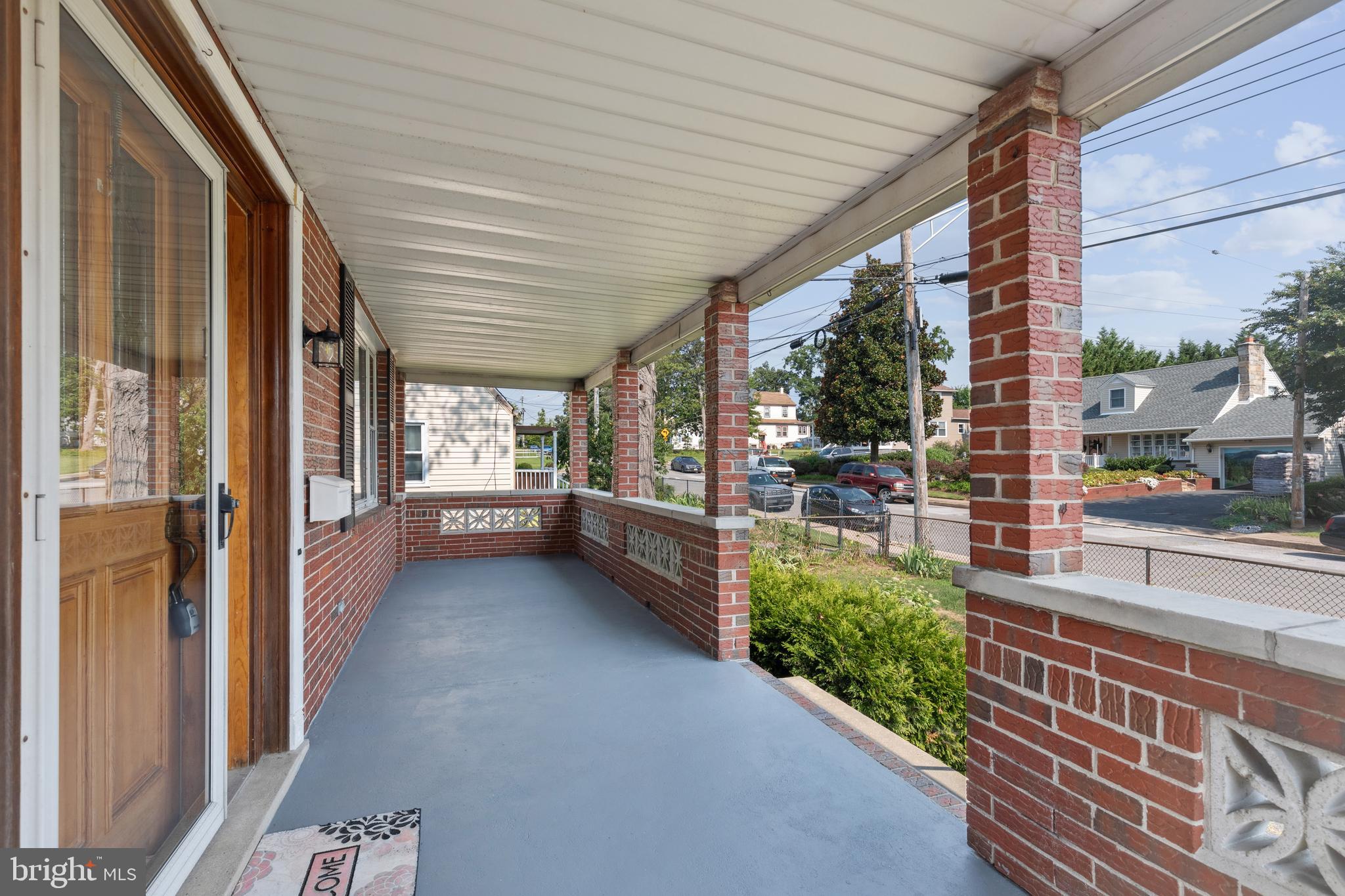 22 Walkern Road Essex, MD 21221 - Photo 6 of 58 Gallery Image 6