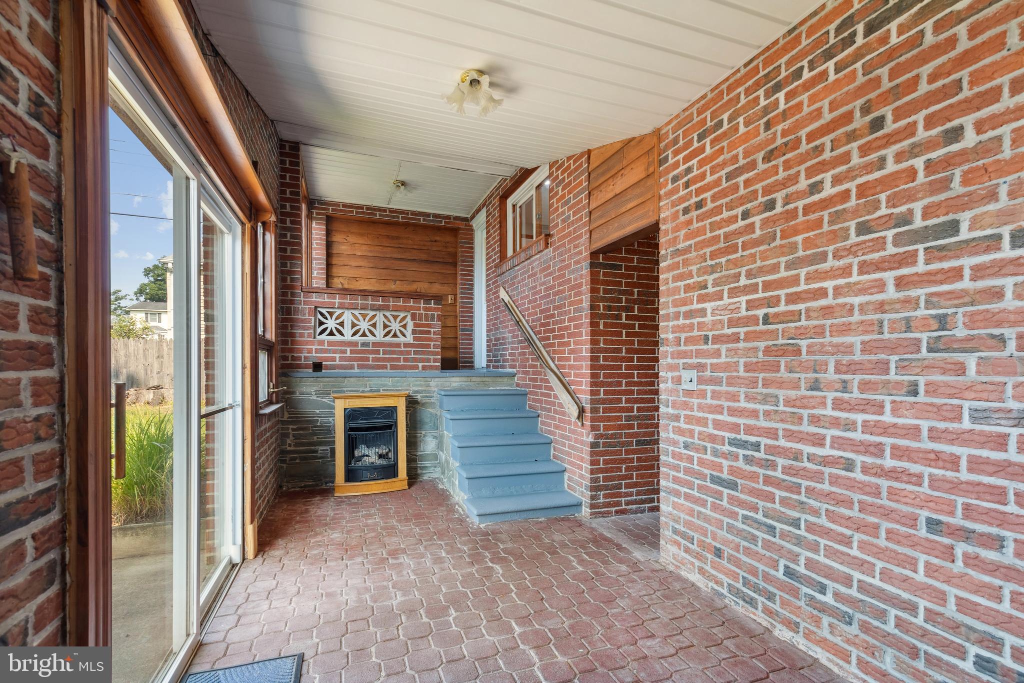 22 Walkern Road Essex, MD 21221 - Photo 10 of 58 Gallery Image 10