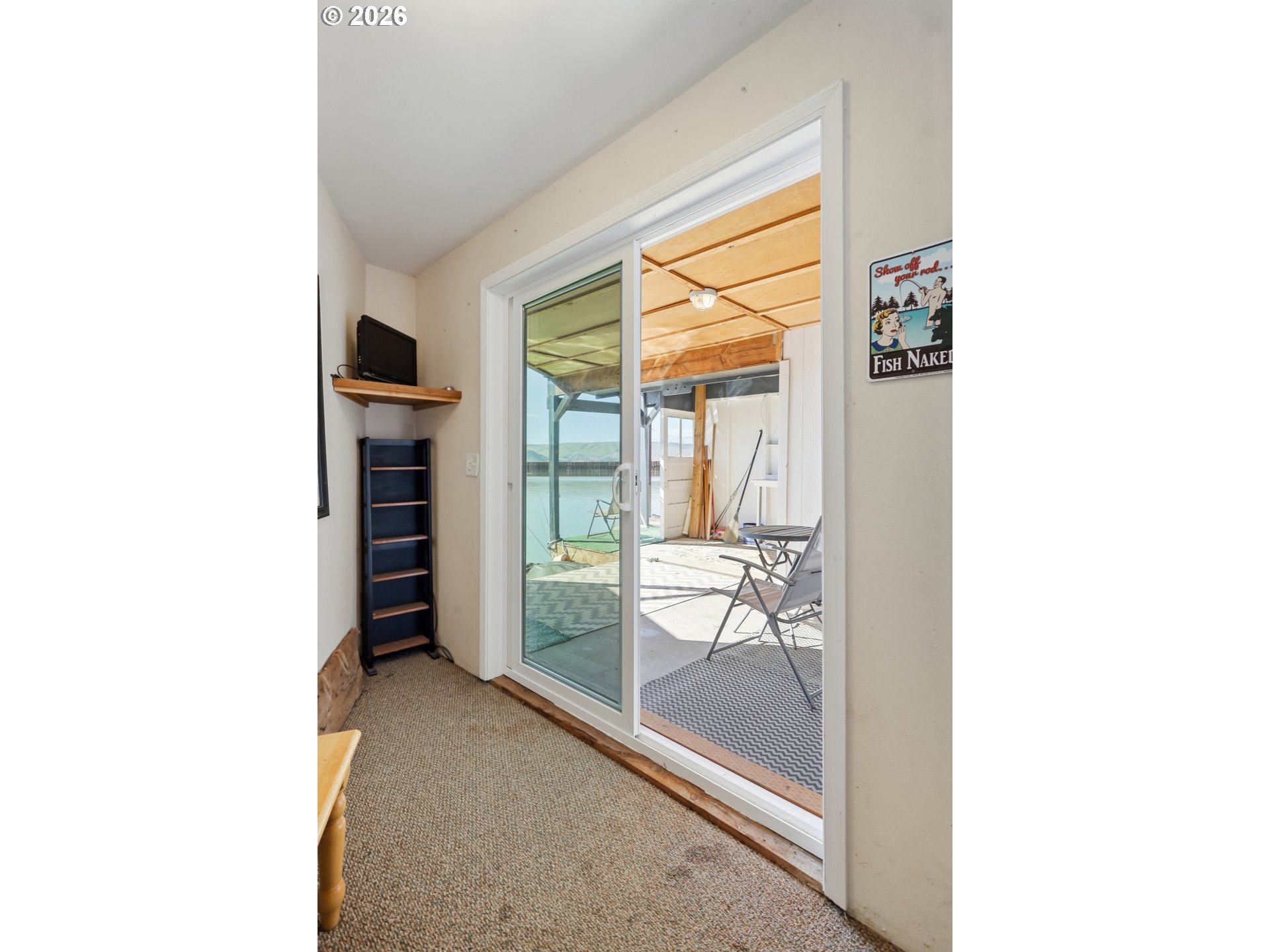 101 North Boat Basin Road, Unit C3 The Dalles, OR 97058 - Photo 33 of 44 a view of livingroom with furniture and window