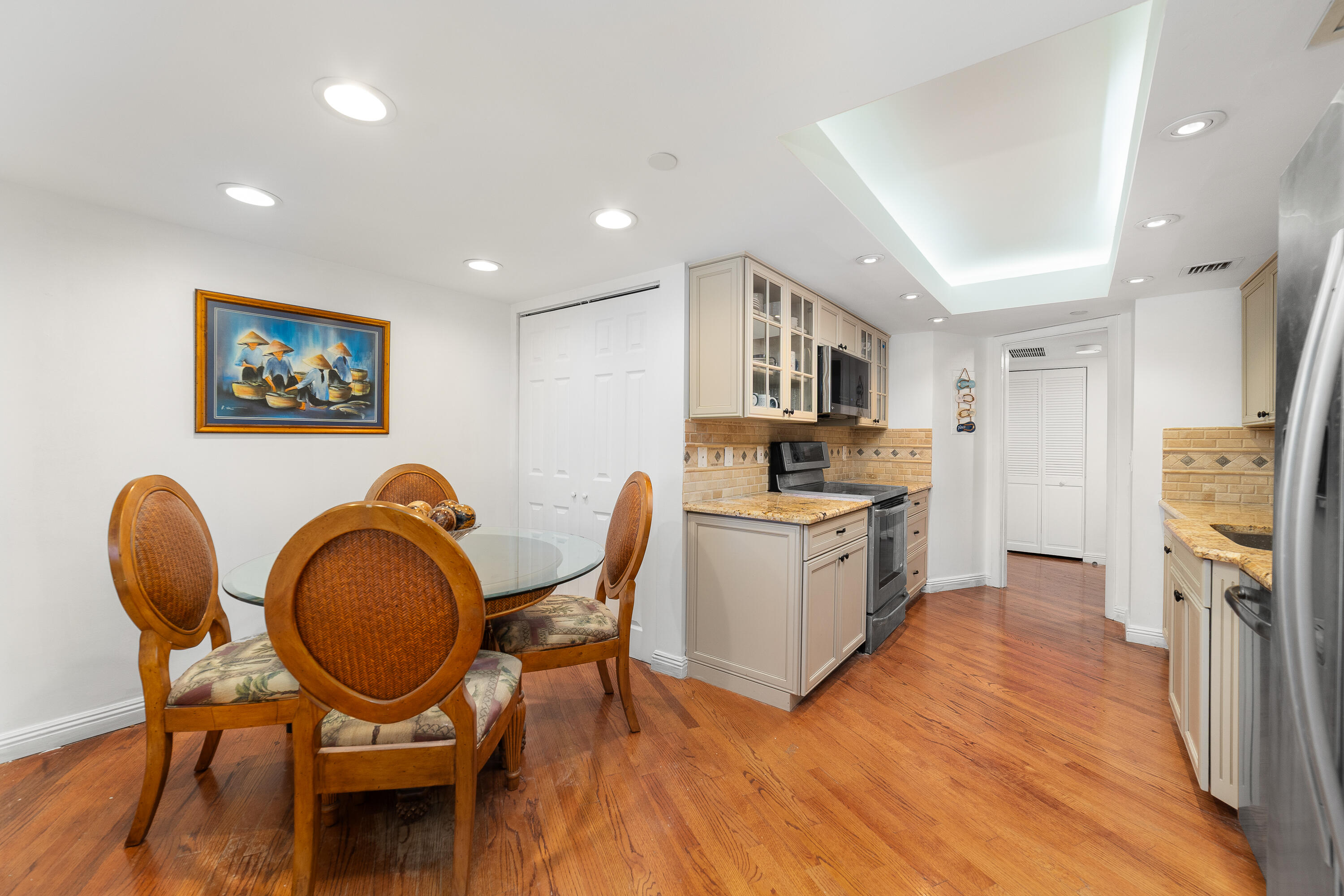 4301 North Ocean Boulevard, Unit 203 Boca Raton, FL 33431 - Photo 17 of 56 Kitchen
