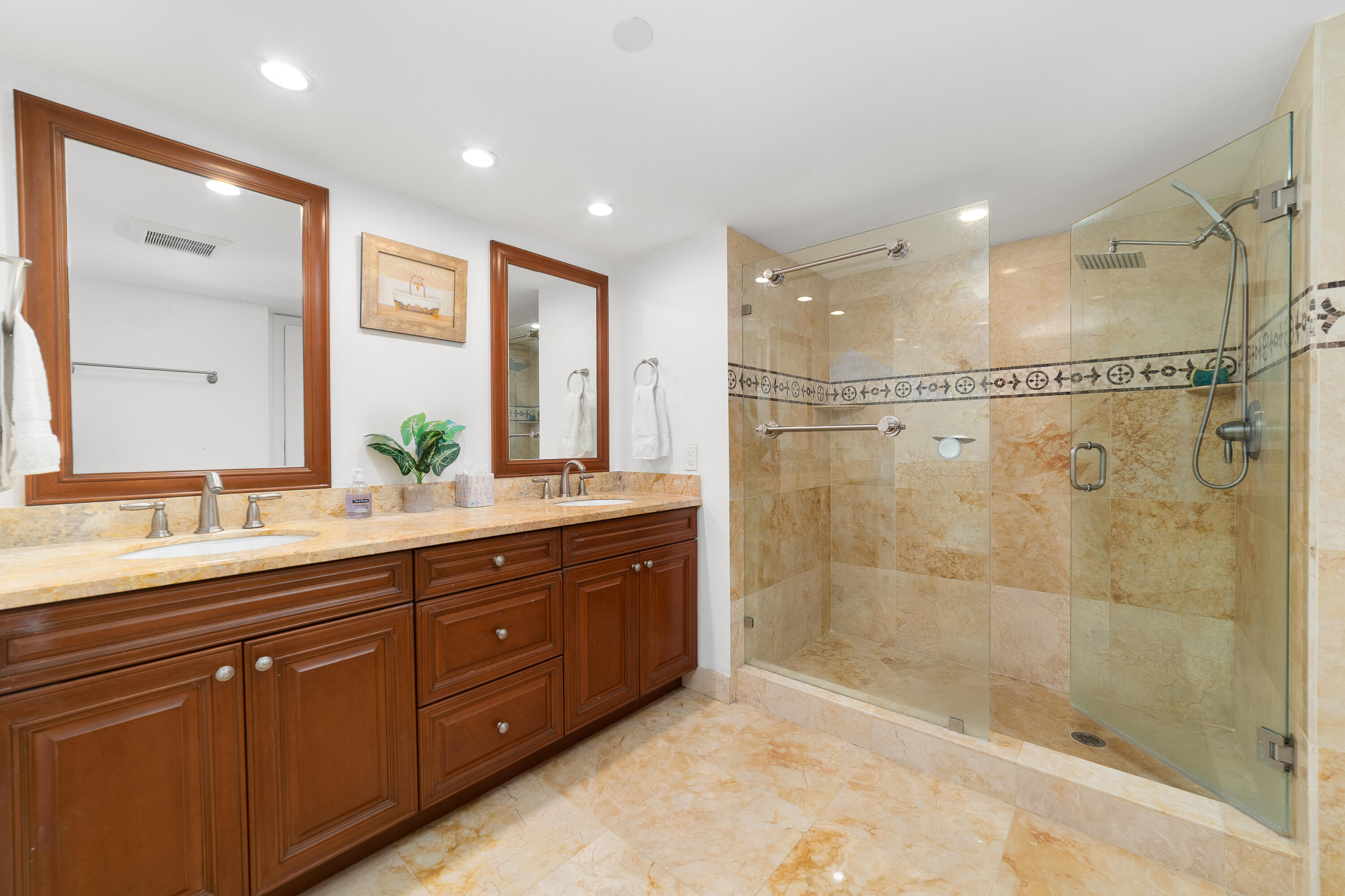 4301 North Ocean Boulevard, Unit 203 Boca Raton, FL 33431 - Photo 26 of 56 Primary bathroom