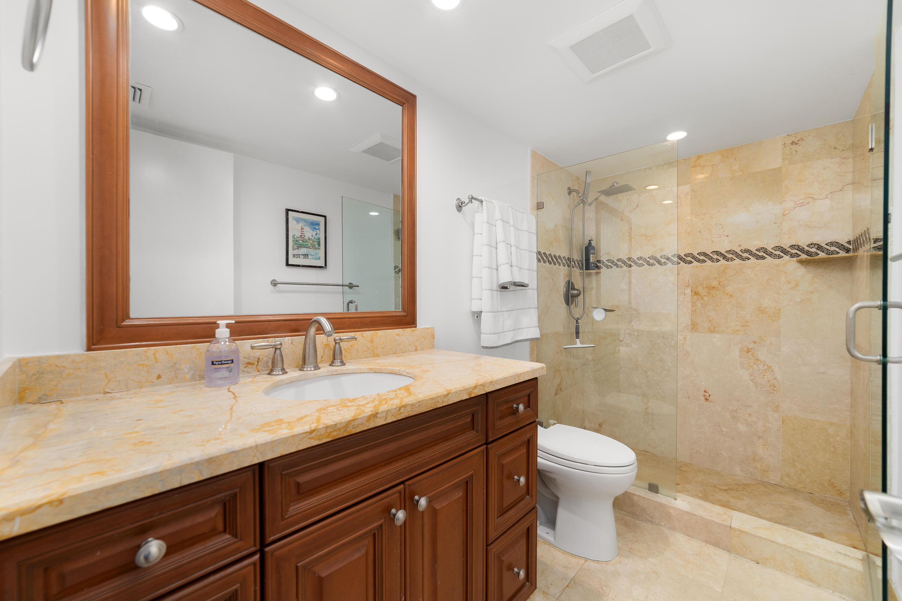 4301 North Ocean Boulevard, Unit 203 Boca Raton, FL 33431 - Photo 29 of 56 Guest bathroom