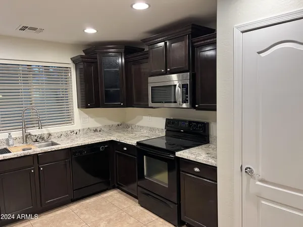 $2,200 | 2499 East Boston Street, Gilbert, AZ 85295
