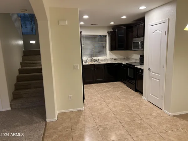 $2,200 | 2499 East Boston Street, Gilbert, AZ 85295