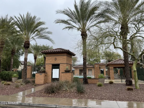 $2,200 | 2499 East Boston Street, Gilbert, AZ 85295