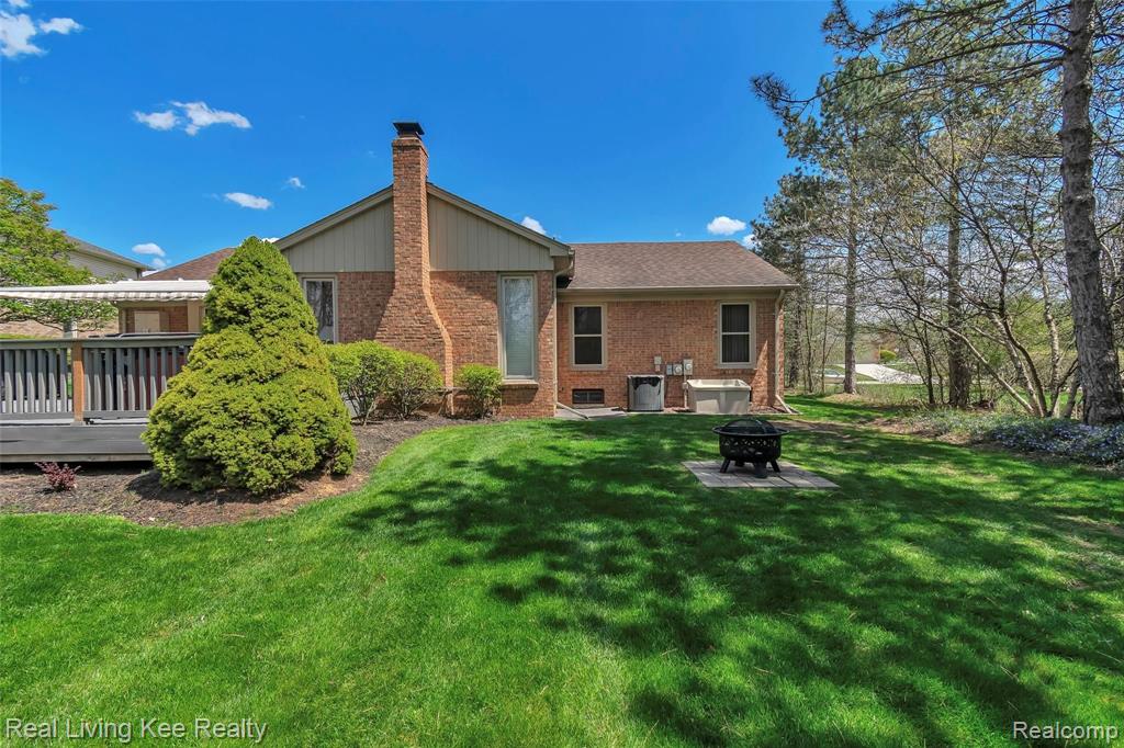 3223 Edmunton Drive Rochester Hills, MI 48306 - Photo 50 of 56