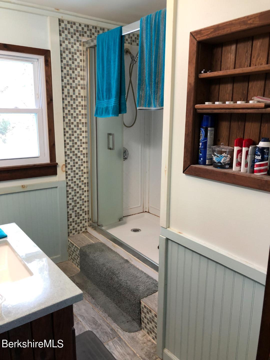 211 Robinson Road Hinsdale, MA 01235 - Photo 9 of 15 211 Robinson bath