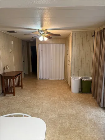 a view of a livingroom with furniture