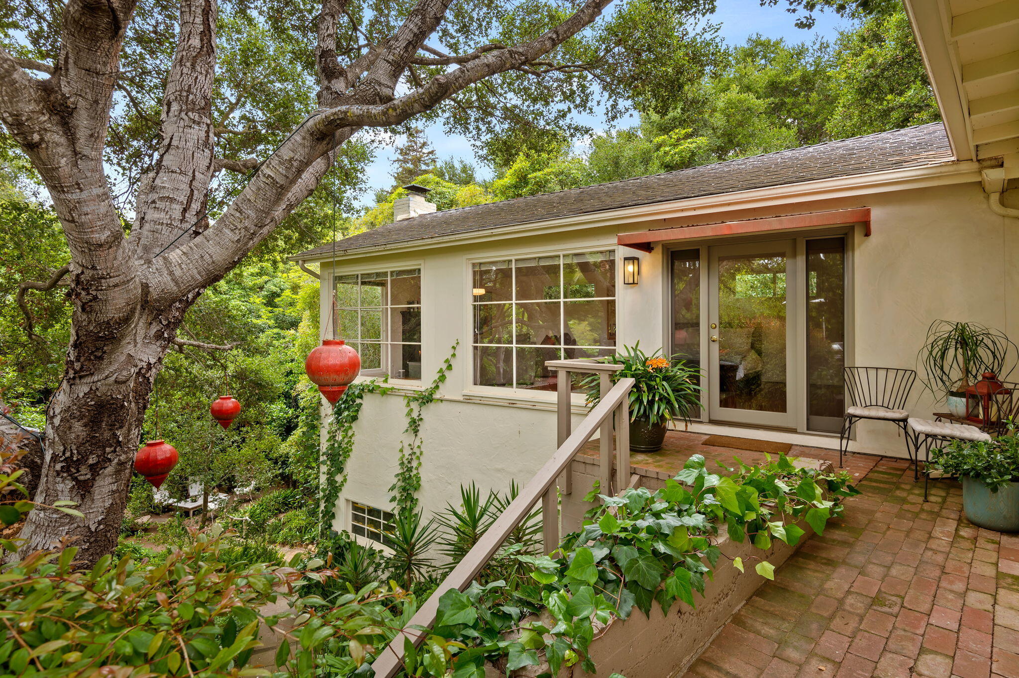 1470 School House Road Montecito, CA 93108 - Photo 15 of 41 14-web-or-mls-14 - Bedroom Patio