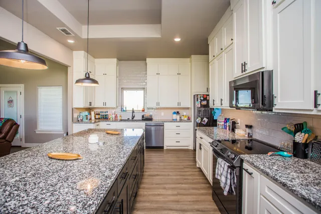 $470,900 | 1531 F M 2060, Abernathy, TX 79311