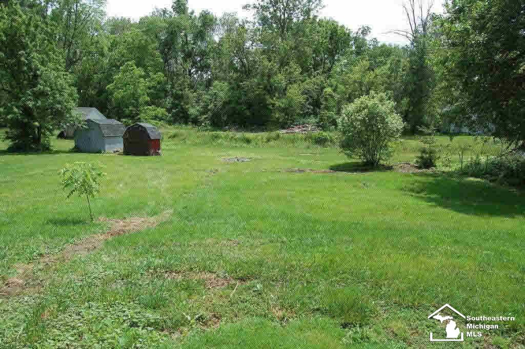 127 East Erie Road Temperance, MI 48182 - Photo 6 of 11