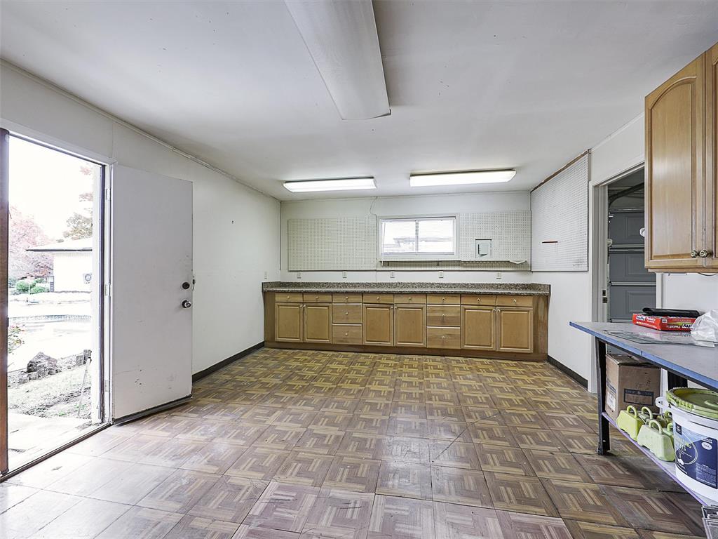 6515 Ridgeview Circle Dallas, TX 75240 - Photo 34 of 37