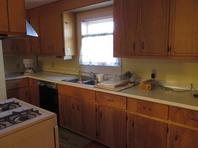 1384 Bailey Road Hillsboro, TN 37342 - Photo 14 of 20 A closer view of the kitchen.