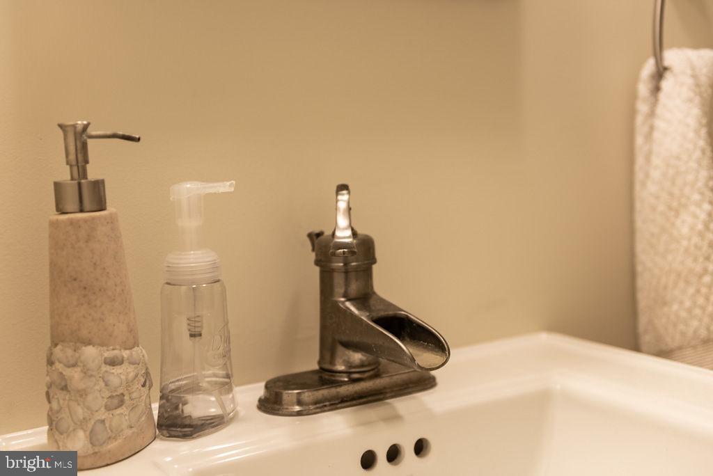 12948 Pond Road Ocean City, MD 21842 - Photo 27 of 111 Gallery Image 27