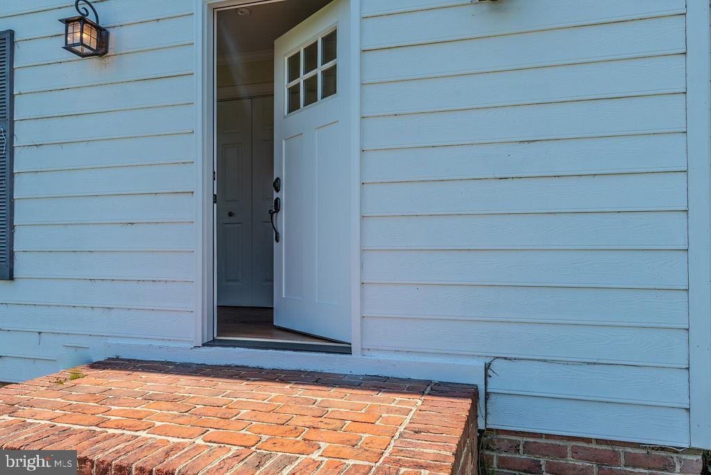 12948 Pond Road Ocean City, MD 21842 - Photo 5 of 111 Gallery Image 5