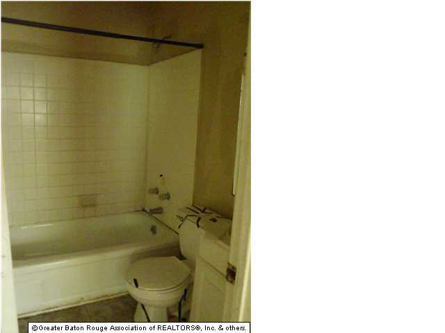 2153 Goudchaux Street Baton Rouge, LA 70807 - Photo 7 of 7 Gallery Image 7