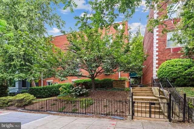 $350,000 | 513 12th Street Northeast, Unit 3, Washington, DC 20002