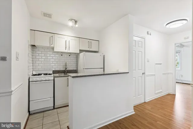 $350,000 | 513 12th Street Northeast, Unit 3, Washington, DC 20002