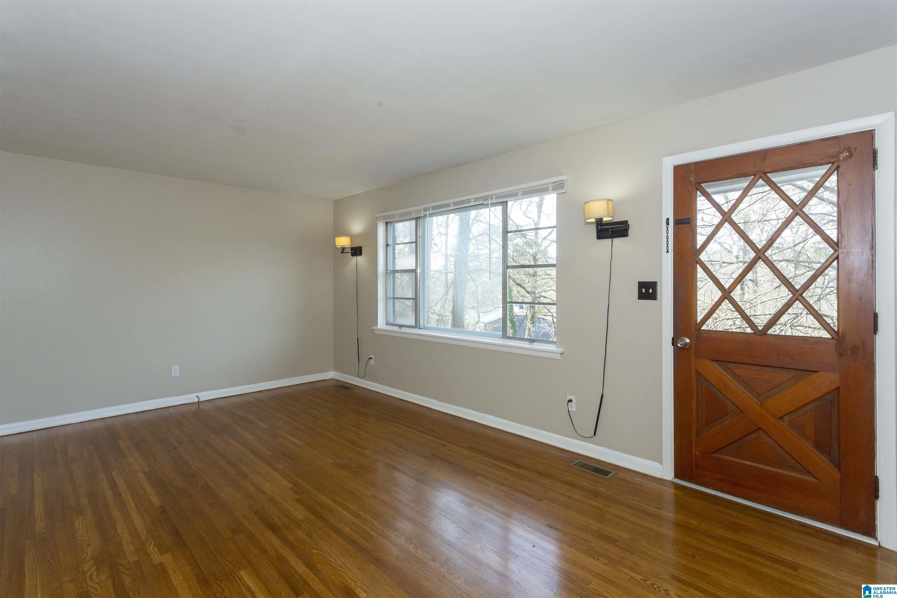 905 Windover Road Birmingham, AL 35215 - Photo 8 of 31