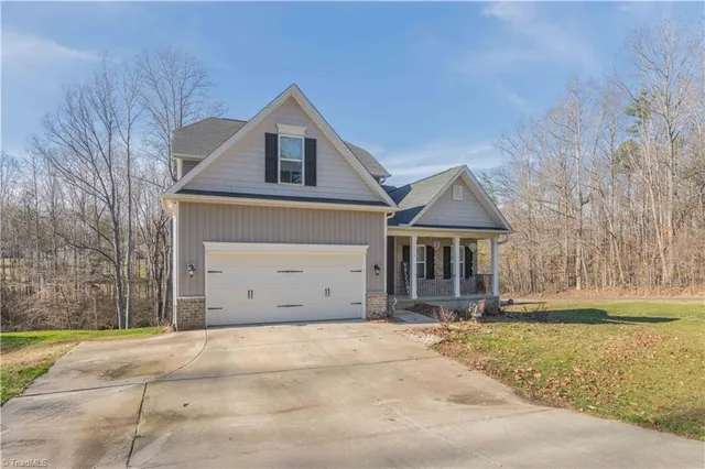 $520,000 | 1728 Valley Brook Court, Clemmons, NC 27012