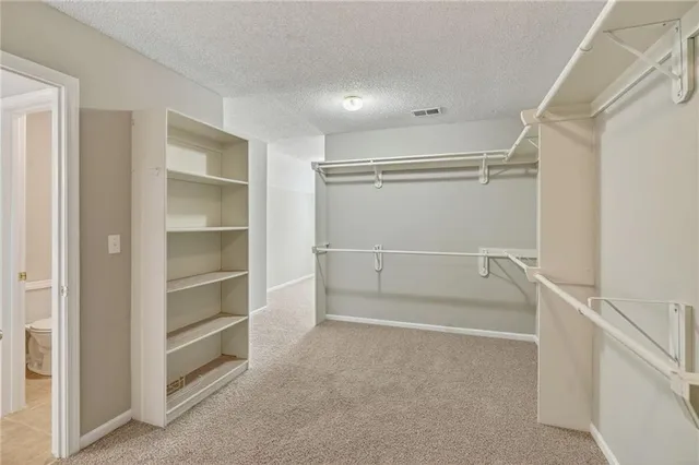 $660,000 | 11902 West 131st Terrace, Overland Park, KS 66213